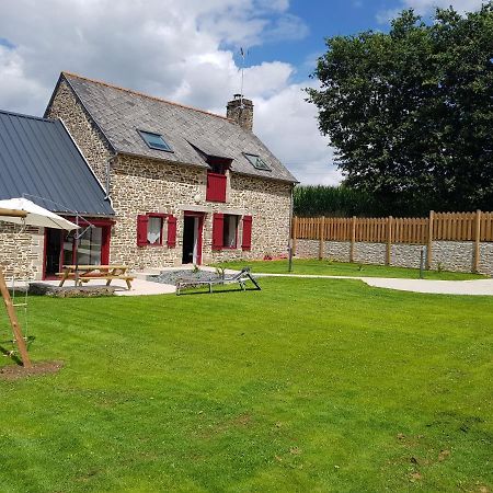 "La Maison De Dana" Entre St Malo & Mt St Michel Epiniac Exterior foto